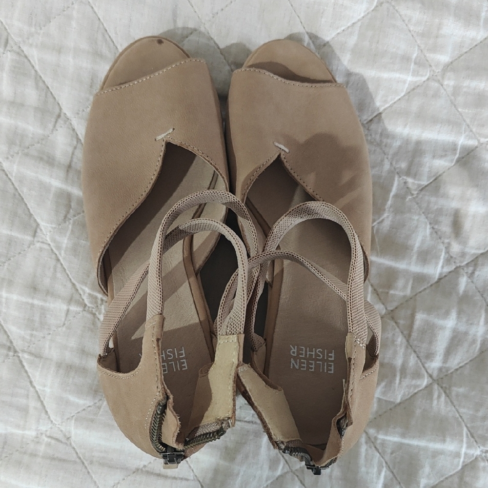 Eileen Fisher Women's Beige Sandals
